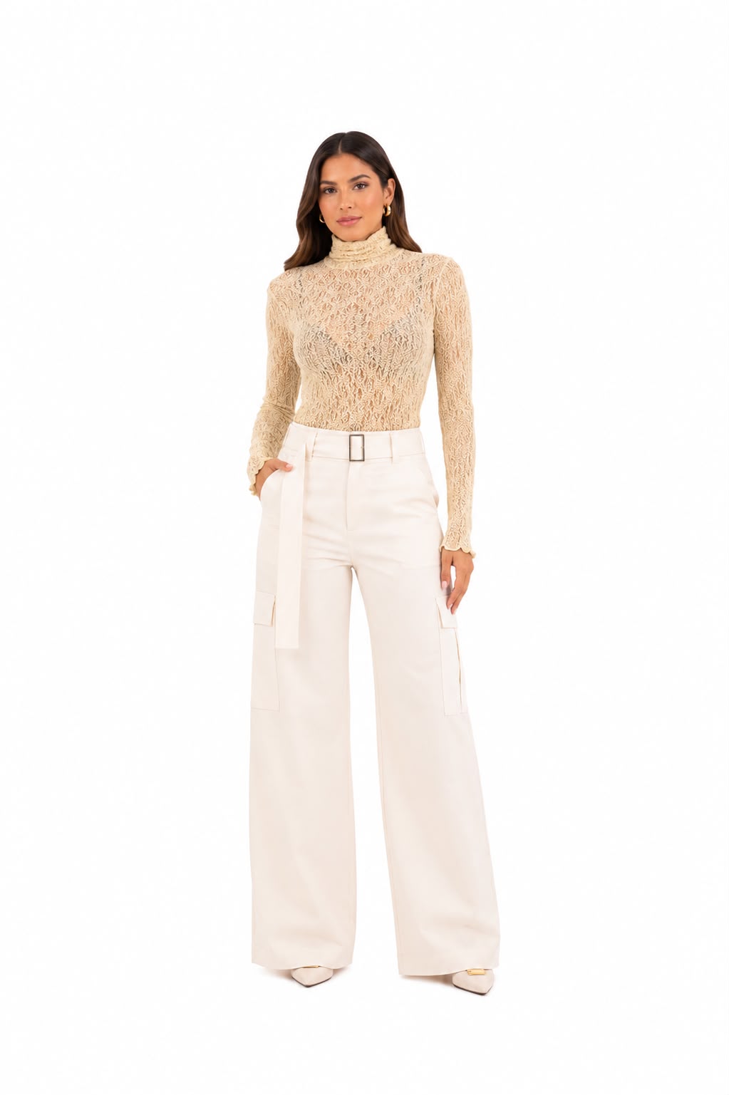 Blusa Renda gola alta